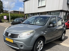 Dacia Sandero - 1.2 Ambiance 5 Deurs, Airco. Apk 04-10-2026 (evt nieuwe Apk is mogelijk tegen meerprijs)