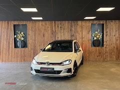 Volkswagen Golf - 2.0 TSI GTI TCR / Pano / Dynaudio / Keyless / Camera / ACC / Virtual