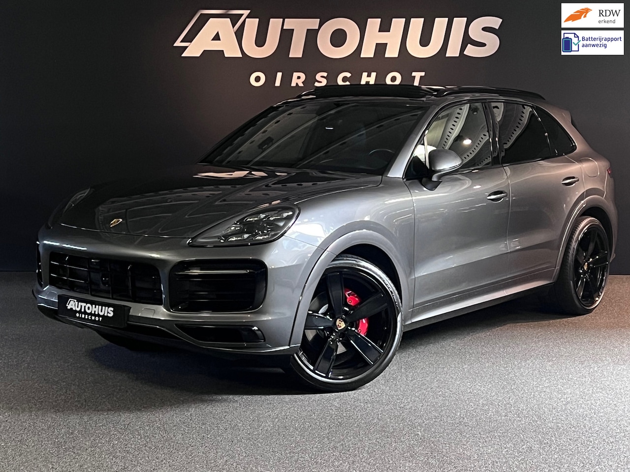 Porsche Cayenne - 3.0 E-Hybrid Sport Design/Sport Chrono/Pano/HeadUp/Memory/360Camera/Trekhaak/Bose/Stuurver - AutoWereld.nl