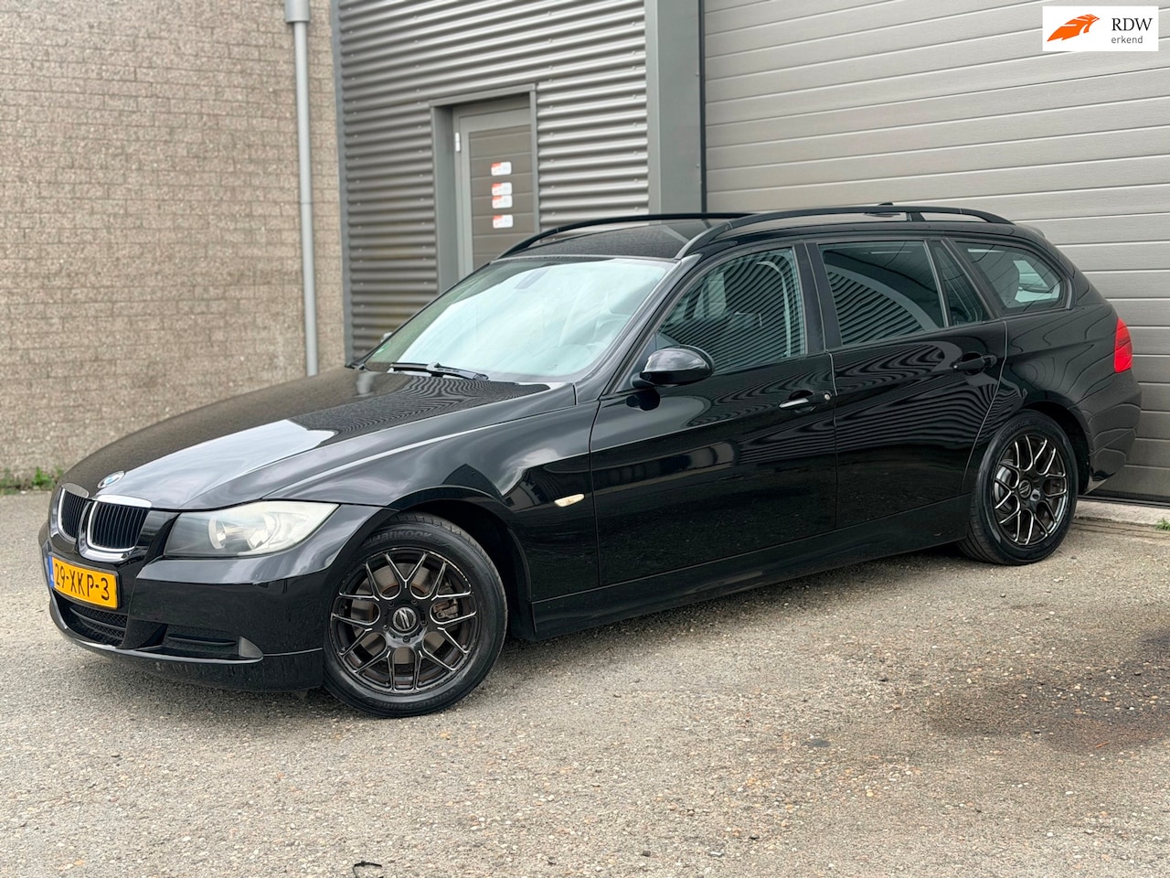 BMW 3-serie Touring - 318i Business Line 318i Business Line - AutoWereld.nl
