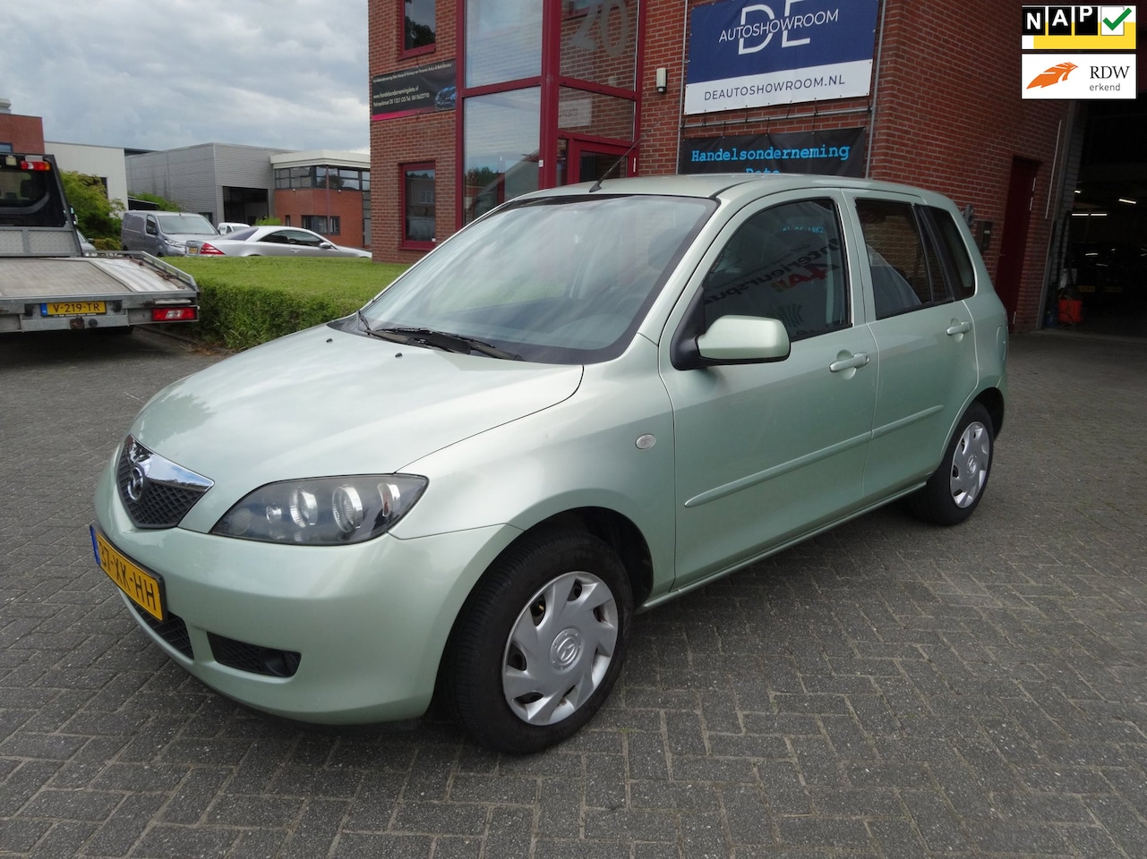 Mazda 2 - 1.4 Touring/Airco/N.a.p/Dealer Onderhouden - AutoWereld.nl