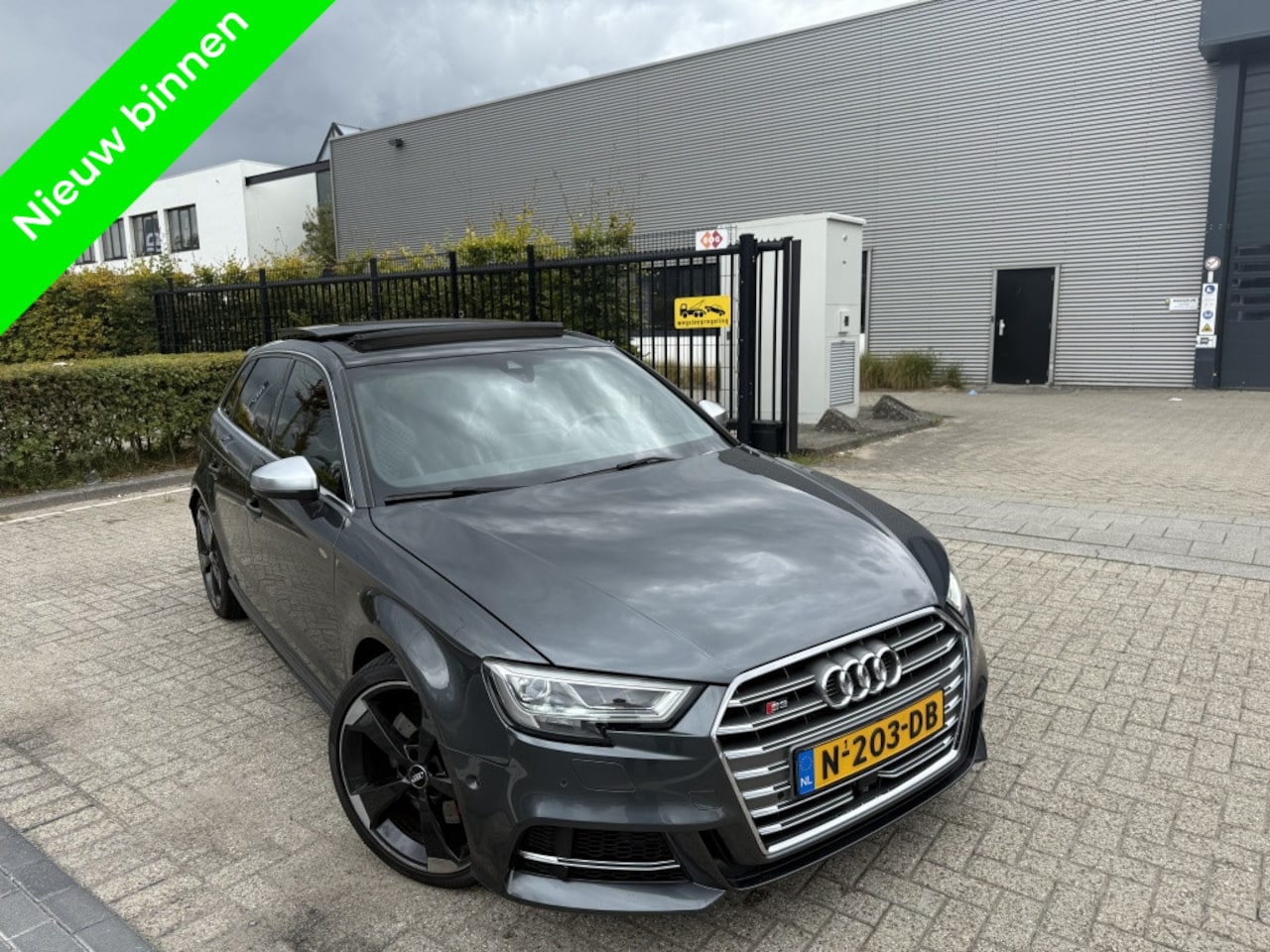 Audi A3 Sportback - 2.0 TFSI S3 Pano Automaat Xenon - AutoWereld.nl