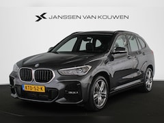 BMW X1 - xDrive25e M Sport Stoelverwarming LED Sportstoelen Navi