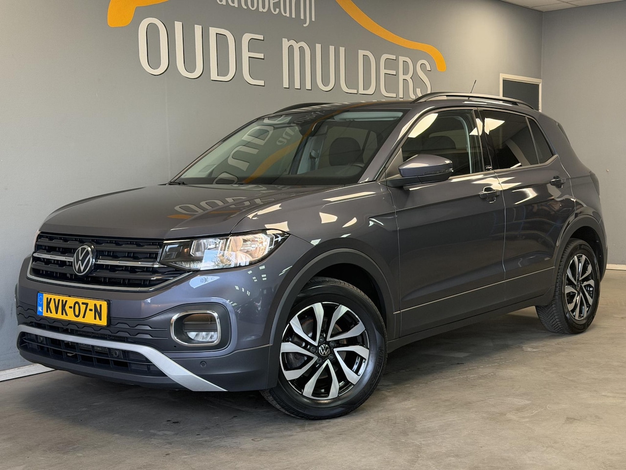Volkswagen T-Cross - 1.0 TSI Life | Adaptive cruise | Clima | Stoelverwarming | Achteruitrijcamera | Carplay | - AutoWereld.nl