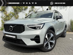 Volvo XC40 - 2.0 B4 Plus Dark | Trekhaak | Panoramadak | Lichtmetalen Velgen 19 inch | All-Season bande