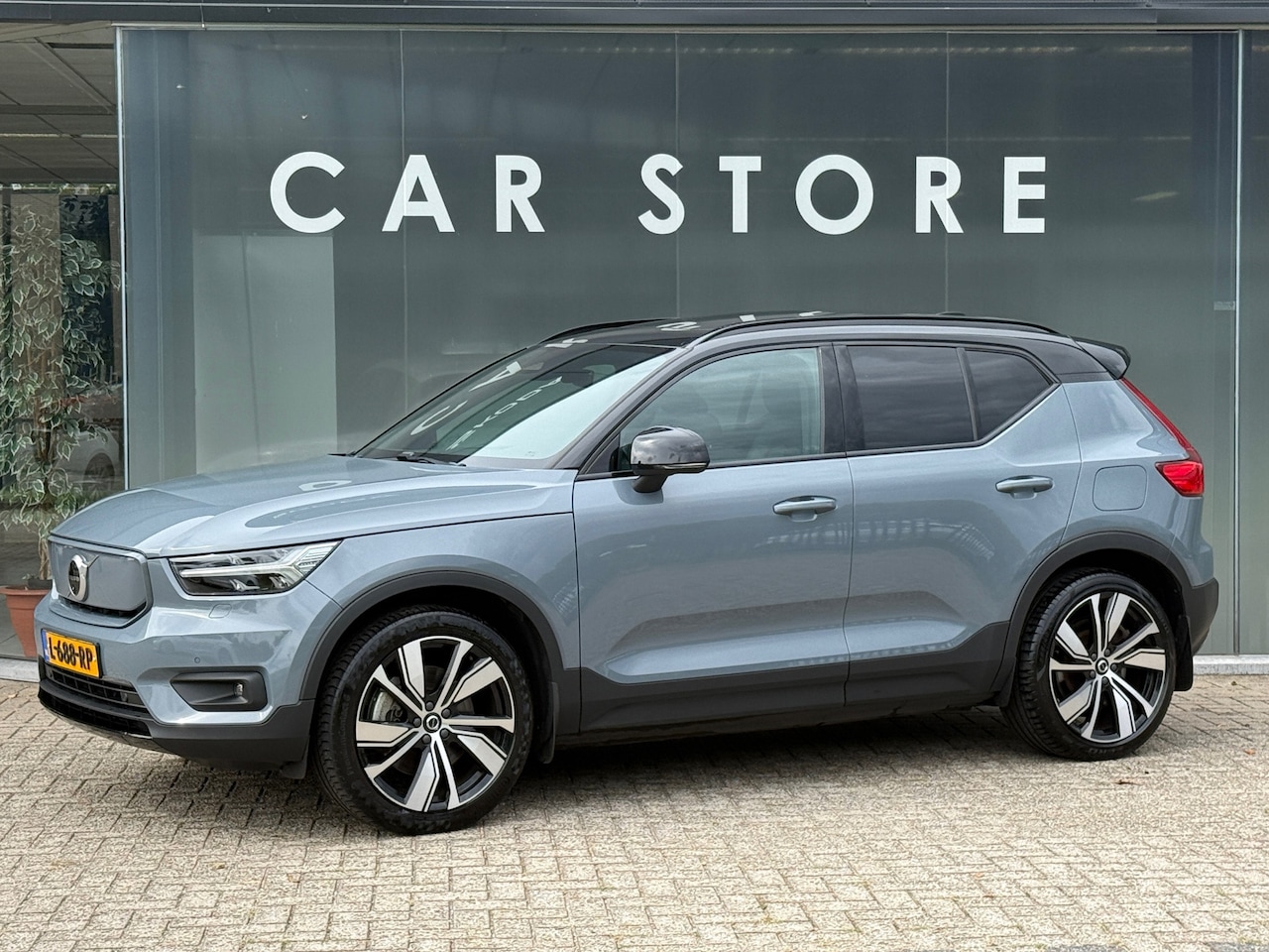 Volvo XC40 - Recharge P8 AWD R-Design PANO|HARMAN|Memory|Leder - AutoWereld.nl