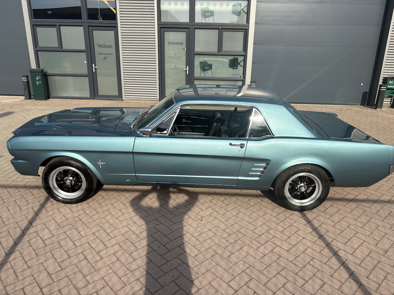 Ford Mustang - Coupe A-Code Turquoise I Stuurbekreachtiging I Rembekrachtiging - AutoWereld.nl
