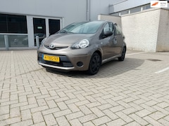 Toyota Aygo - 1.0 VVT-i Now