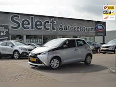 Toyota Aygo - 1.0 VVT-i X-fun |AIRCO|5 DRS| BLUETOOTH| NAVIGATIE|NL AUTO