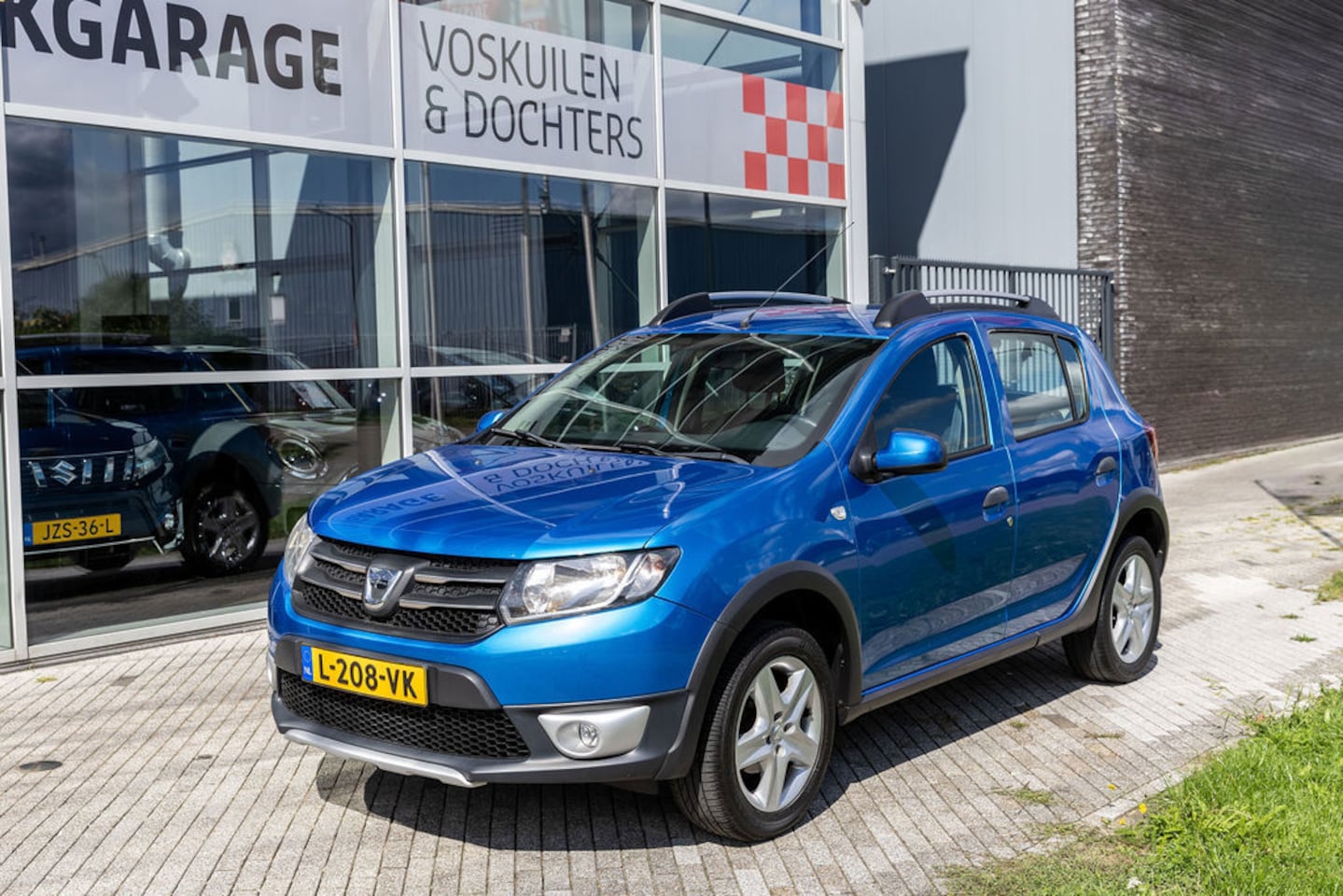 Dacia Sandero Stepway - 0.9 TCe Lauréate - AutoWereld.nl