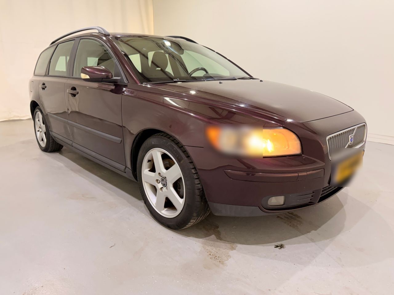 Volvo V50 - V-50 2.4 Kinetic Clima - AutoWereld.nl