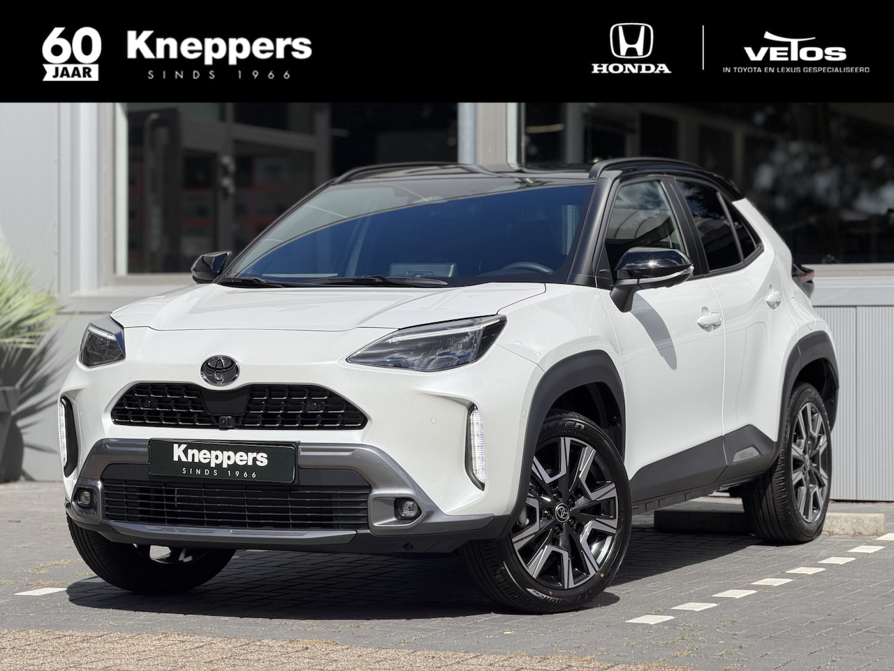 Toyota Yaris Cross - 1.5 Hybrid 130 Executive Rondom zicht camera, Elektrische achterklep, Dodehoekdetectie - AutoWereld.nl