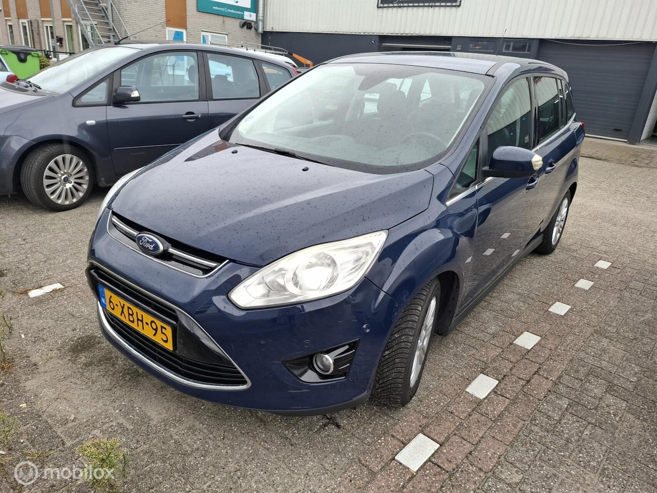 Ford Grand C-Max - 1.6 EcoBoost Titanium/Leder/Stoelverwarming - AutoWereld.nl