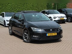 SEAT Leon - 1.8 TSI FR Dynamic / NL Auto / 1e Eign. / Panoramadak / Navigatie / Parkeerhulp V+A / Lede