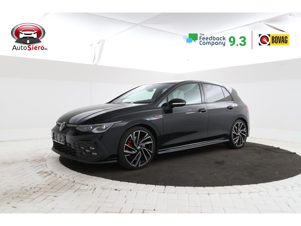 Volkswagen Golf - 2.0 TSI GTI Panorama, Digitaldash, Trekhaak - AutoWereld.nl