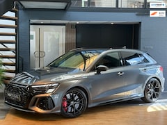 Audi RS3 - Sportback 2.5 TFSI RS3 ABT quattro RS Dynamic Ceramic RS Design RED HUD PANO Matrix LED