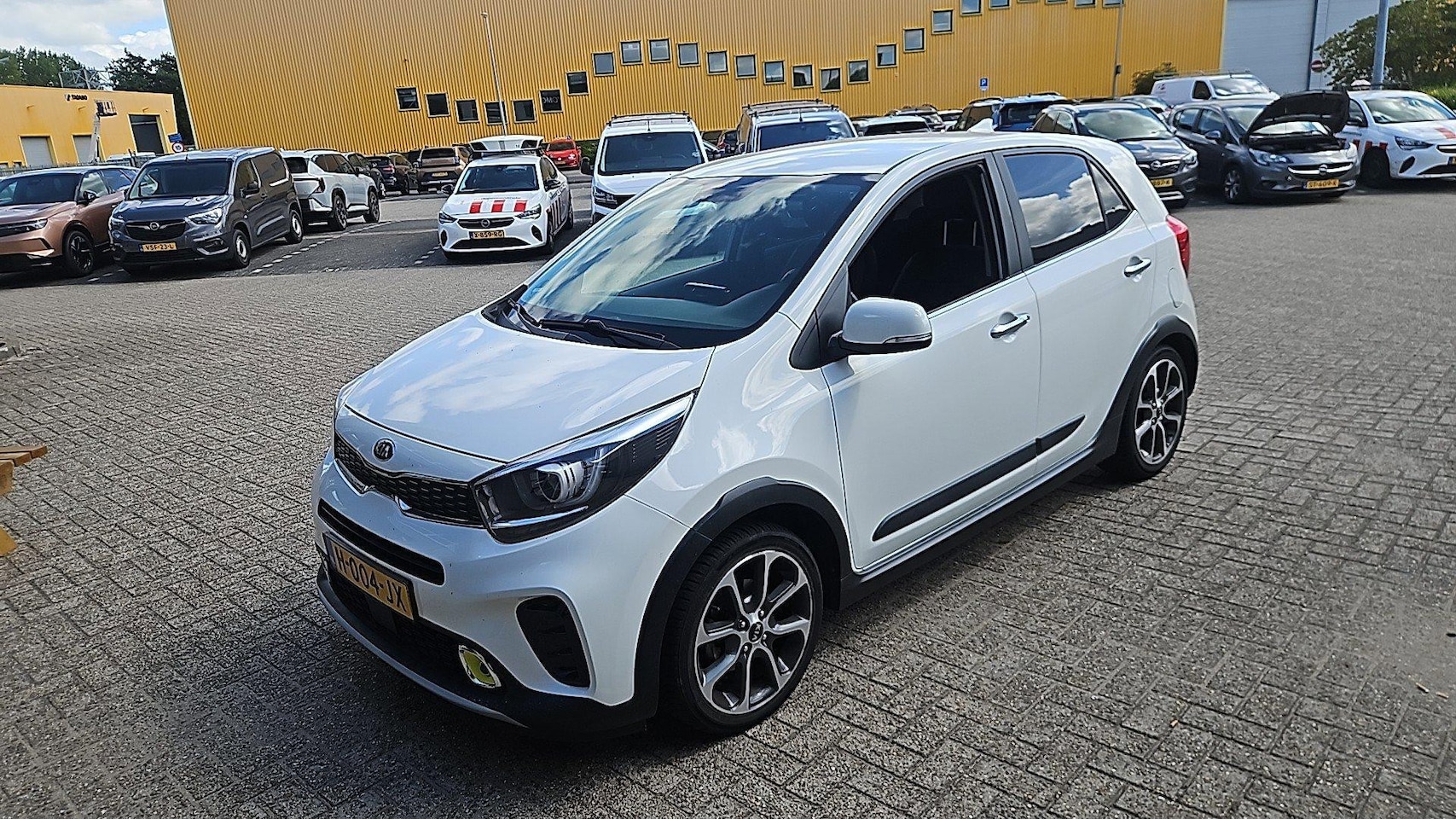 Kia Picanto - 1.0 T-GDI X-Line 1.0 T-GDI X-Line - AutoWereld.nl