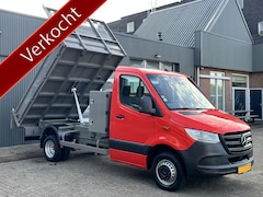 Mercedes-Benz Sprinter - 514 2.2 CDI Kipper Airco Trekhaak 3500kg trekgewicht Telefoonverbinding 3-Persoons Gereeds