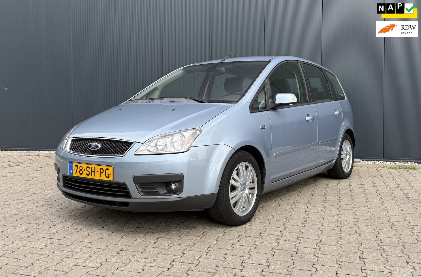 Ford Focus C-Max - 2.0-16V Ghia Airco Cruise Navi PDC NAP APK - AutoWereld.nl