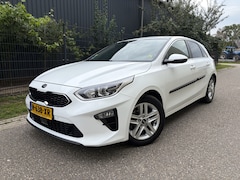 Kia Cee'd - Ceed 1.6 CRDi DynamicPlusLine / AUTOMAAT / NAVI / KEYLESS / INCL BTW
