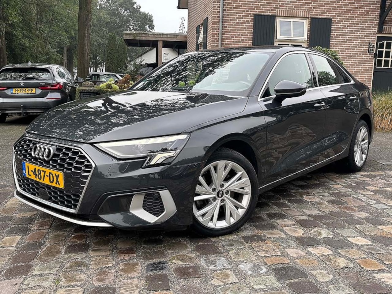 Audi A3 Limousine - 30 TFSI Business edition 30 TFSI Business edition,Aut,Ecc,Led,Navi,Sport stof, - AutoWereld.nl