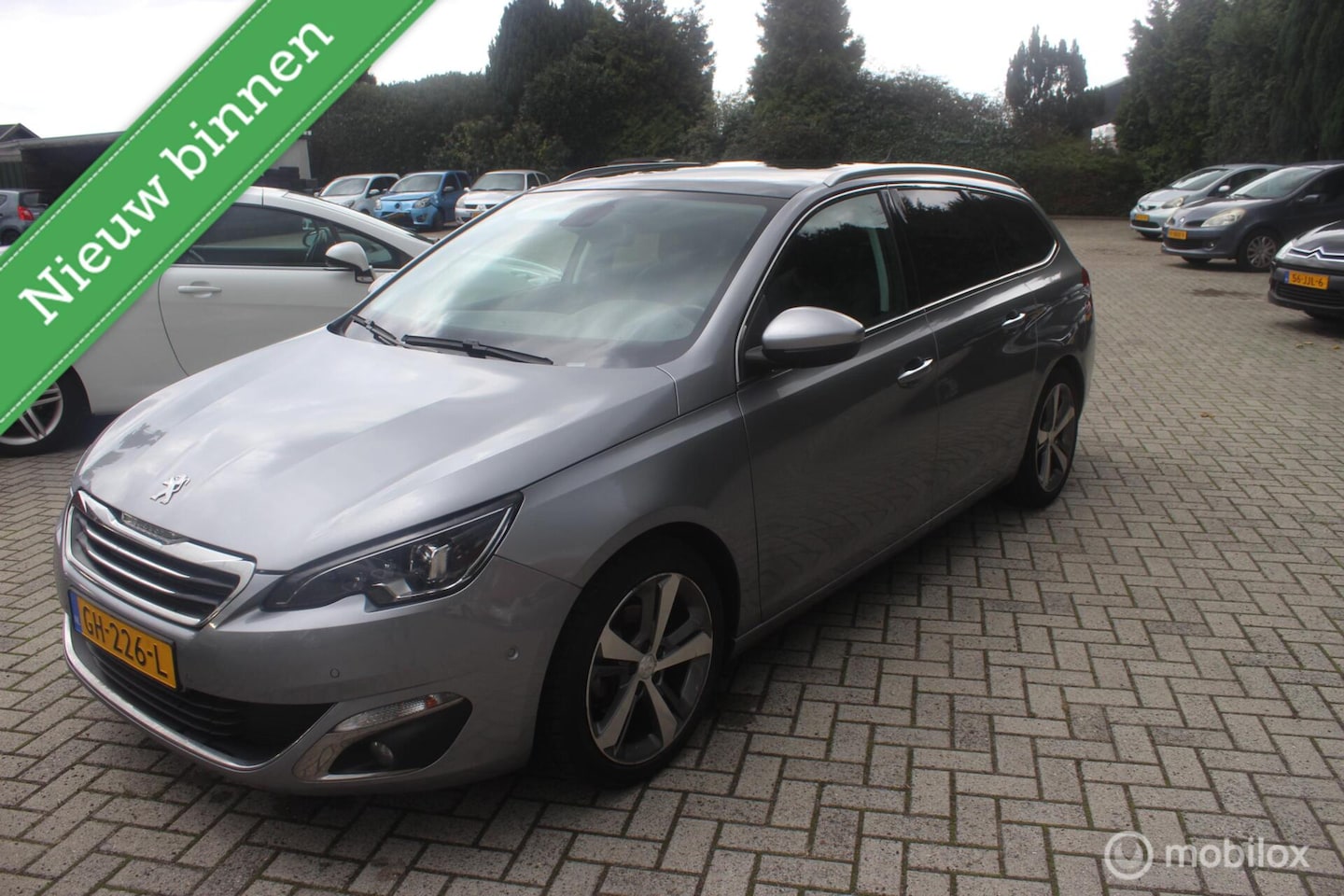 Peugeot 308 SW - 1.2 THP premiere HANDEL/EXPORT - AutoWereld.nl