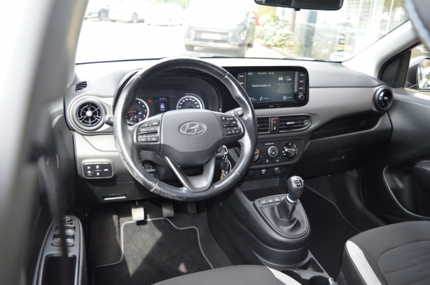 Hyundai i10 - 1.0 Comfort Carplay Cruise PDC Winterpakket 1e eig.