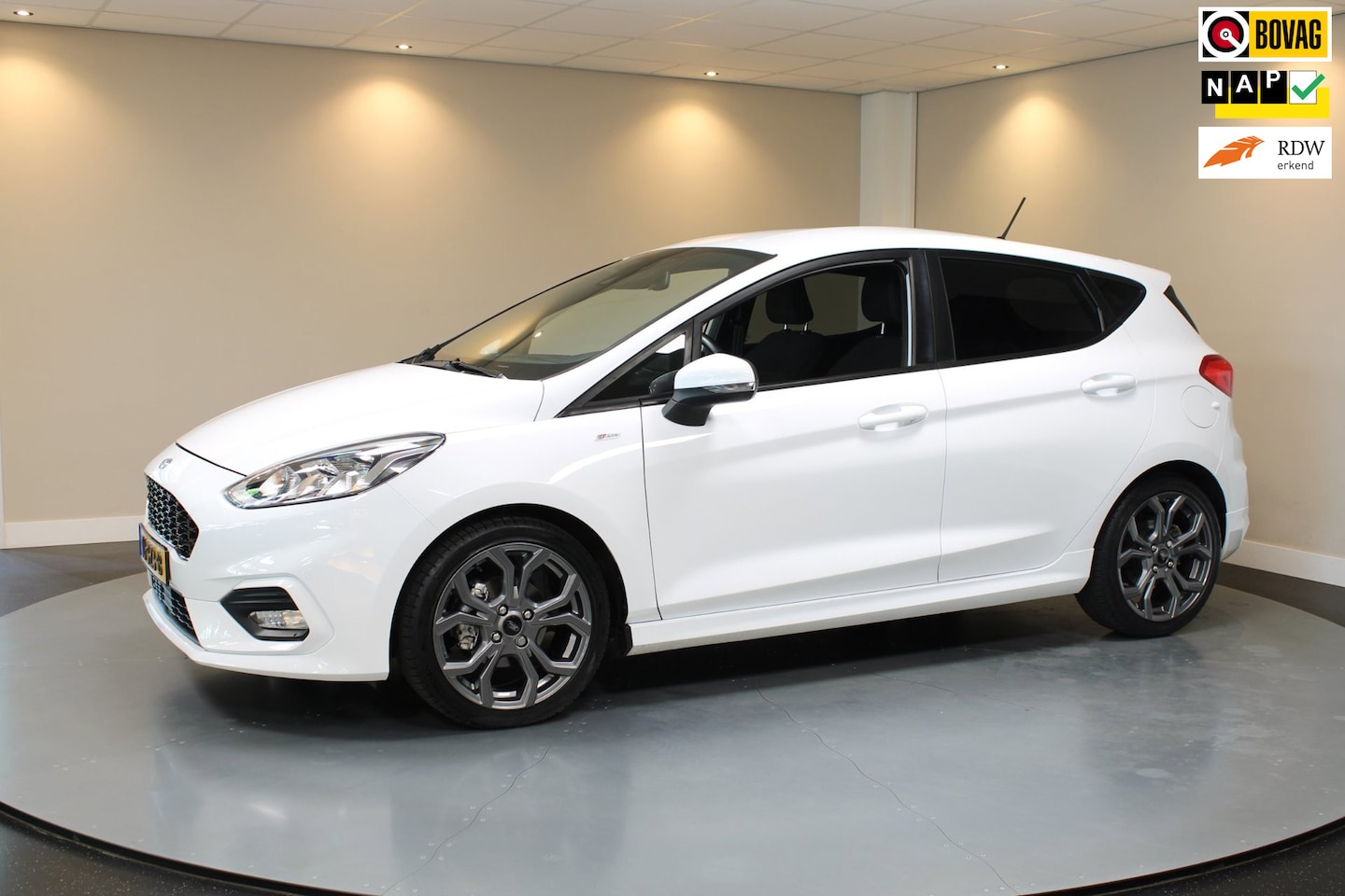 Ford Fiesta - 1.0 EcoBoost ST-Line *Dealer OH* All-seasons|Carplay|Cruise|Lane-assist|Climate|DAB|BT|NAP - AutoWereld.nl