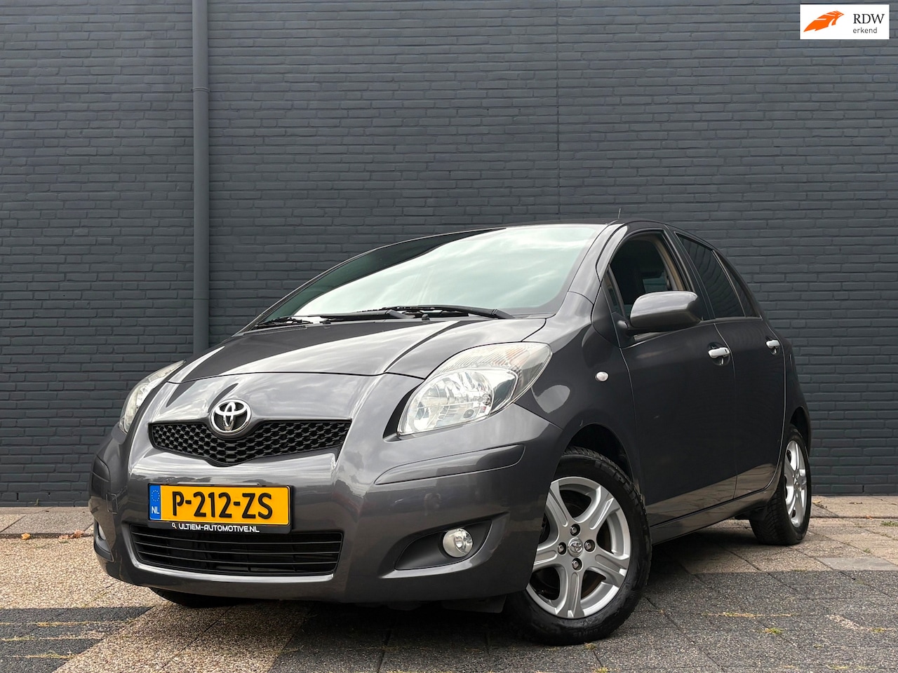 Toyota Yaris - 1.3 VVTi 5-Deurs | Automaat | Keyless | Climate - AutoWereld.nl