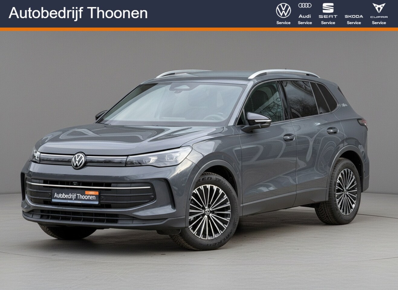 Volkswagen Tiguan - 1.5 eTSI Life Edition 150pk | Trekhaak | 360° camera | Keyless - AutoWereld.nl