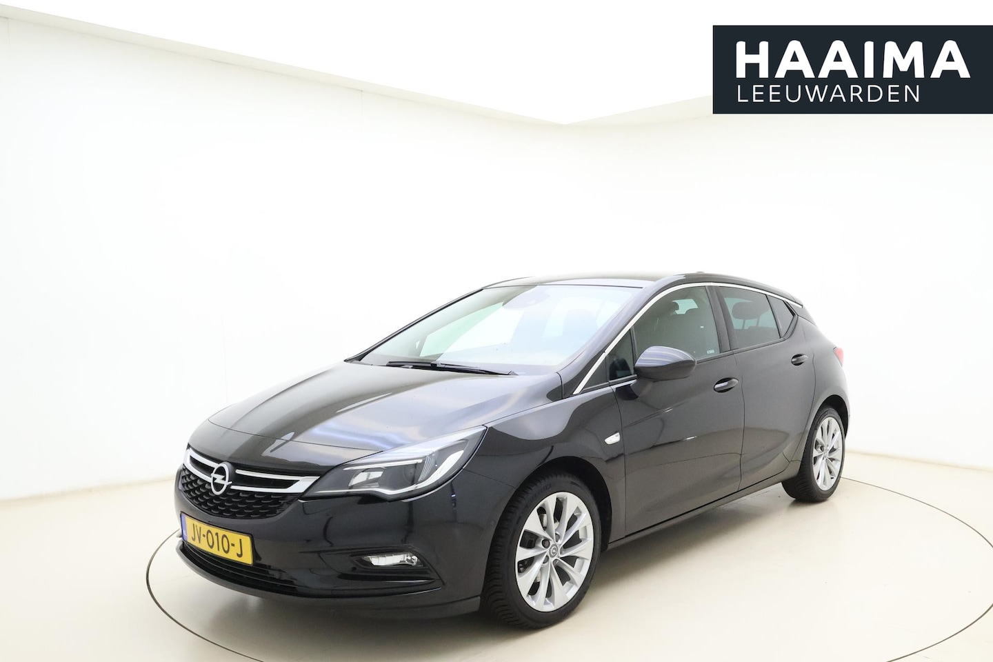 Opel Astra - 1.4 Innovation Automaat | Navigatie | Camera | AGR Stoelen | Keyless | Climate control | L - AutoWereld.nl