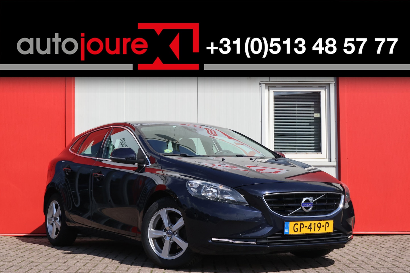 Volvo V40 - 2.0 D2 Summum Business 2.0 D2 Summum Business - AutoWereld.nl