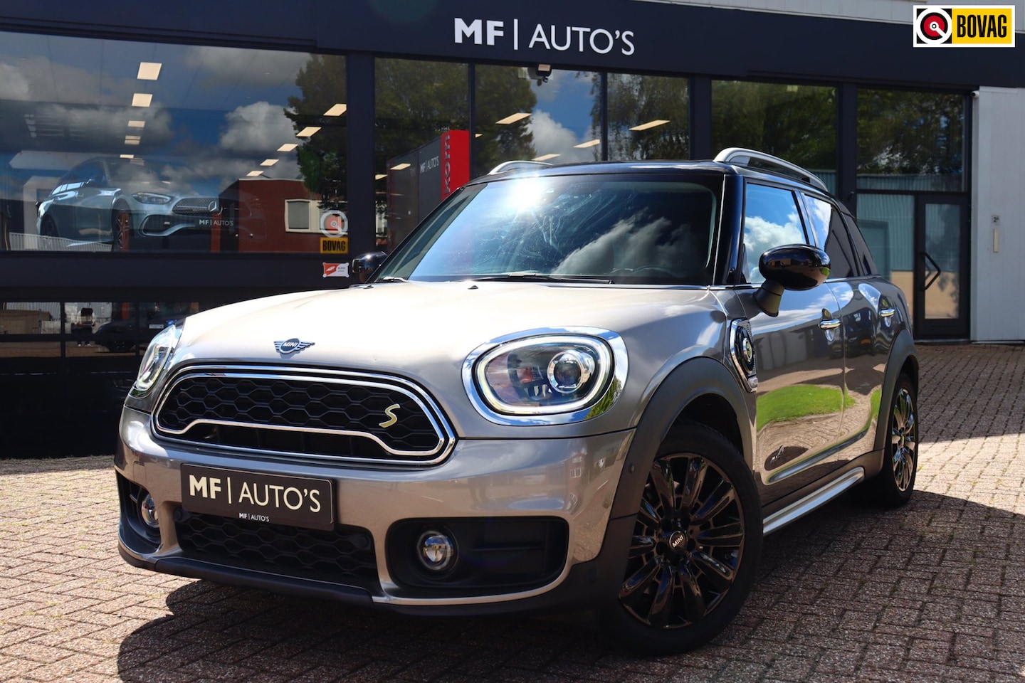 MINI Countryman - 1.5 Cooper S E ALL4 Pepper |Pano|Sfeer|Keyless|ACC - AutoWereld.nl