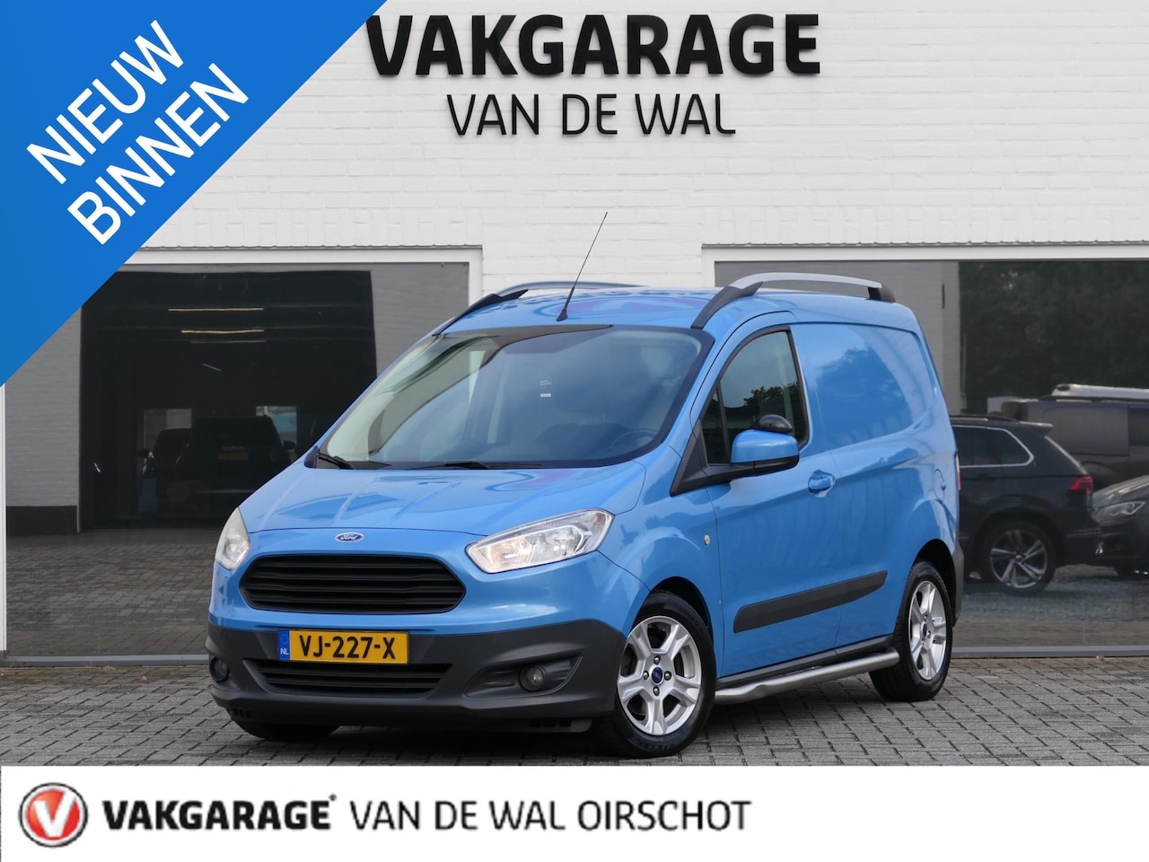 Ford Transit Courier - 1.5 TDCI Trend | Achteruitrijcamera | Climate Control | Cruise Control | Airco | Stoelve - AutoWereld.nl