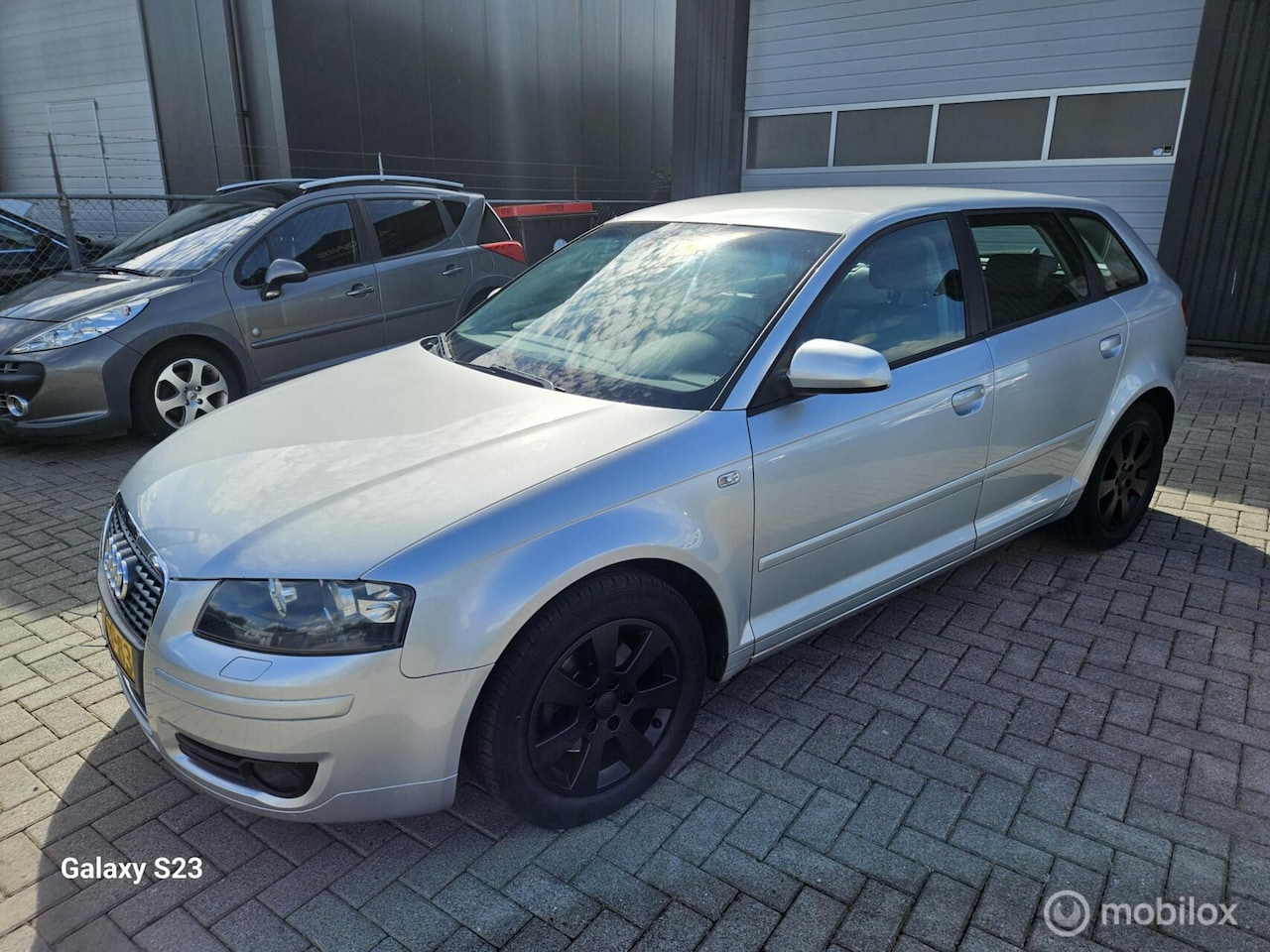 Audi A3 Sportback - 2.0 FSI Pro Line AUTOMAAT/LEER/CRUISE/NIEUW KETTING/VASTEPRIJS - AutoWereld.nl