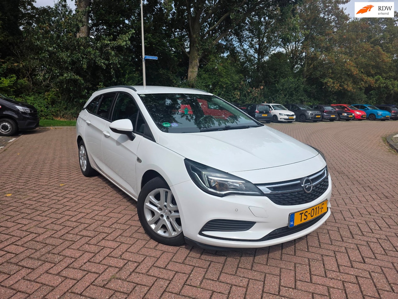 Opel Astra Sports Tourer - 1.0 Turbo Online Edition - AutoWereld.nl