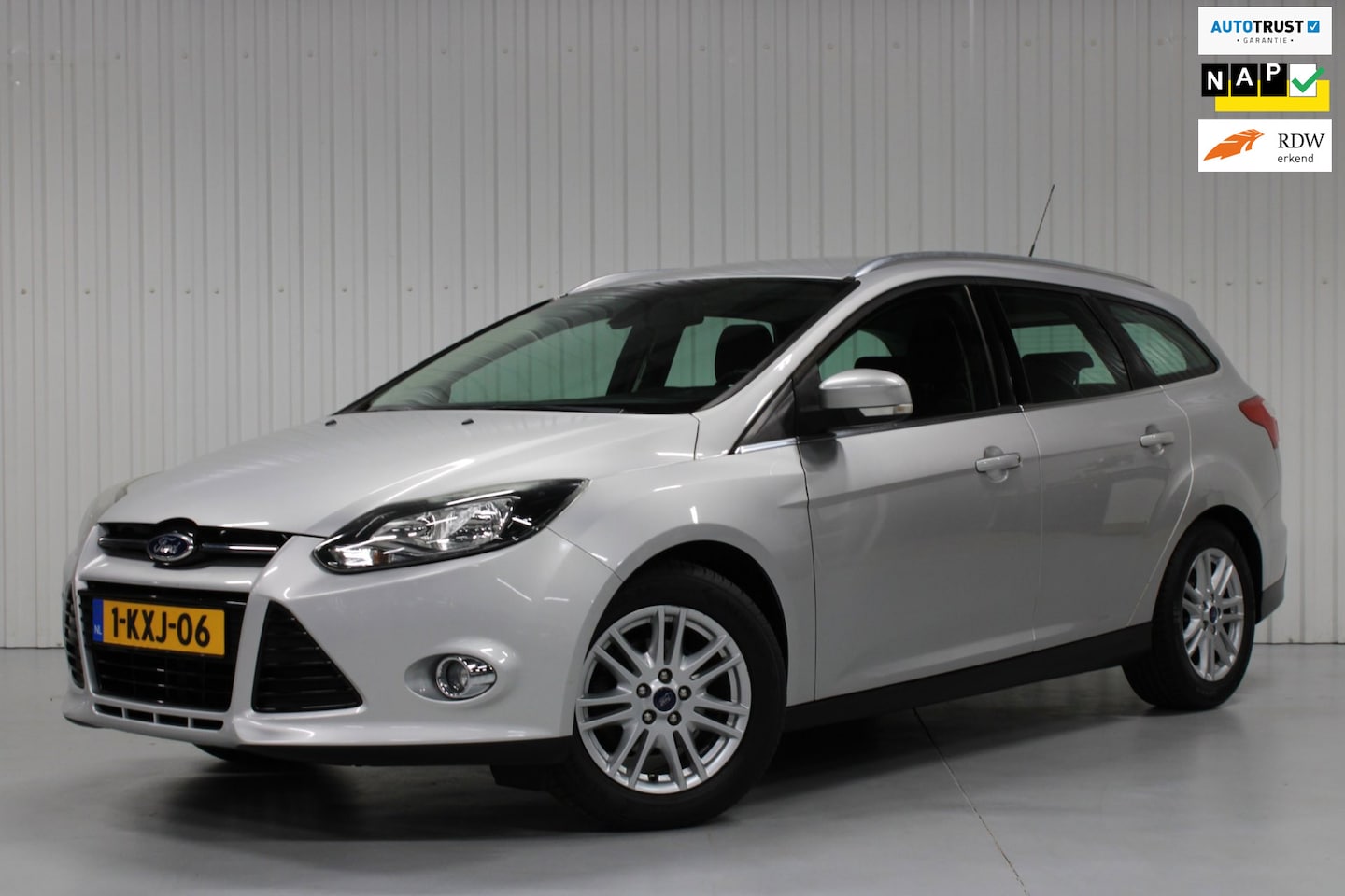 Ford Focus Wagon - 1.0 EcoBoost Titanium 1.0 EcoBoost Titanium - AutoWereld.nl
