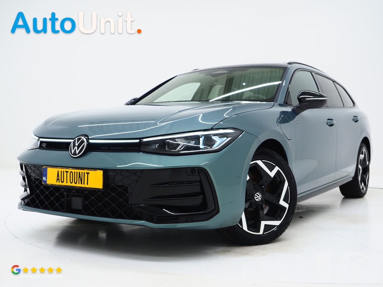 Volkswagen Passat Variant - 1.5 eHybrid R-Line Edition | 5 Jaar Garantie | Leder | Panoramadak | Stoelventilatie | Tre - AutoWereld.nl