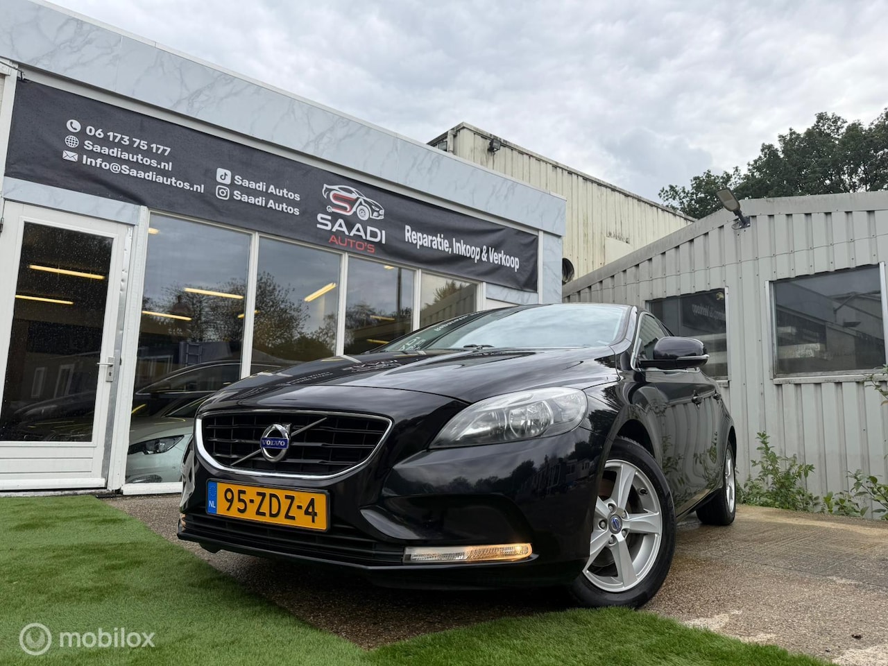 Volvo V40 - 1.6 T3 Summum distributieriemset + APK - AutoWereld.nl