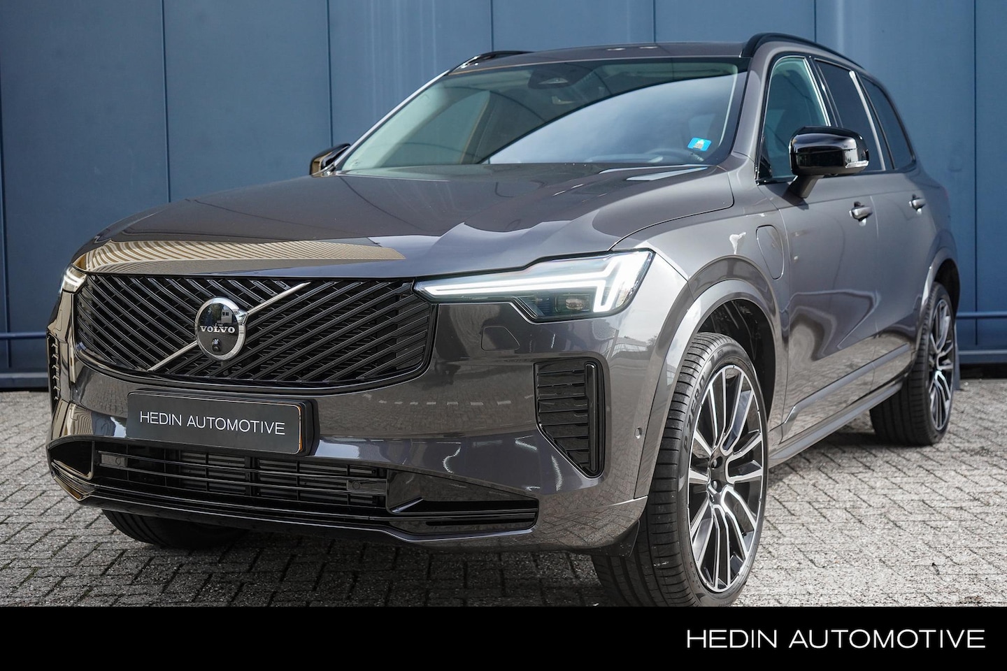 Volvo XC90 - 2.0 T8 Plug-in hybrid AWD Ultra Dark | Luchtvering | Bowers & wilkins audio | Geventileerd - AutoWereld.nl