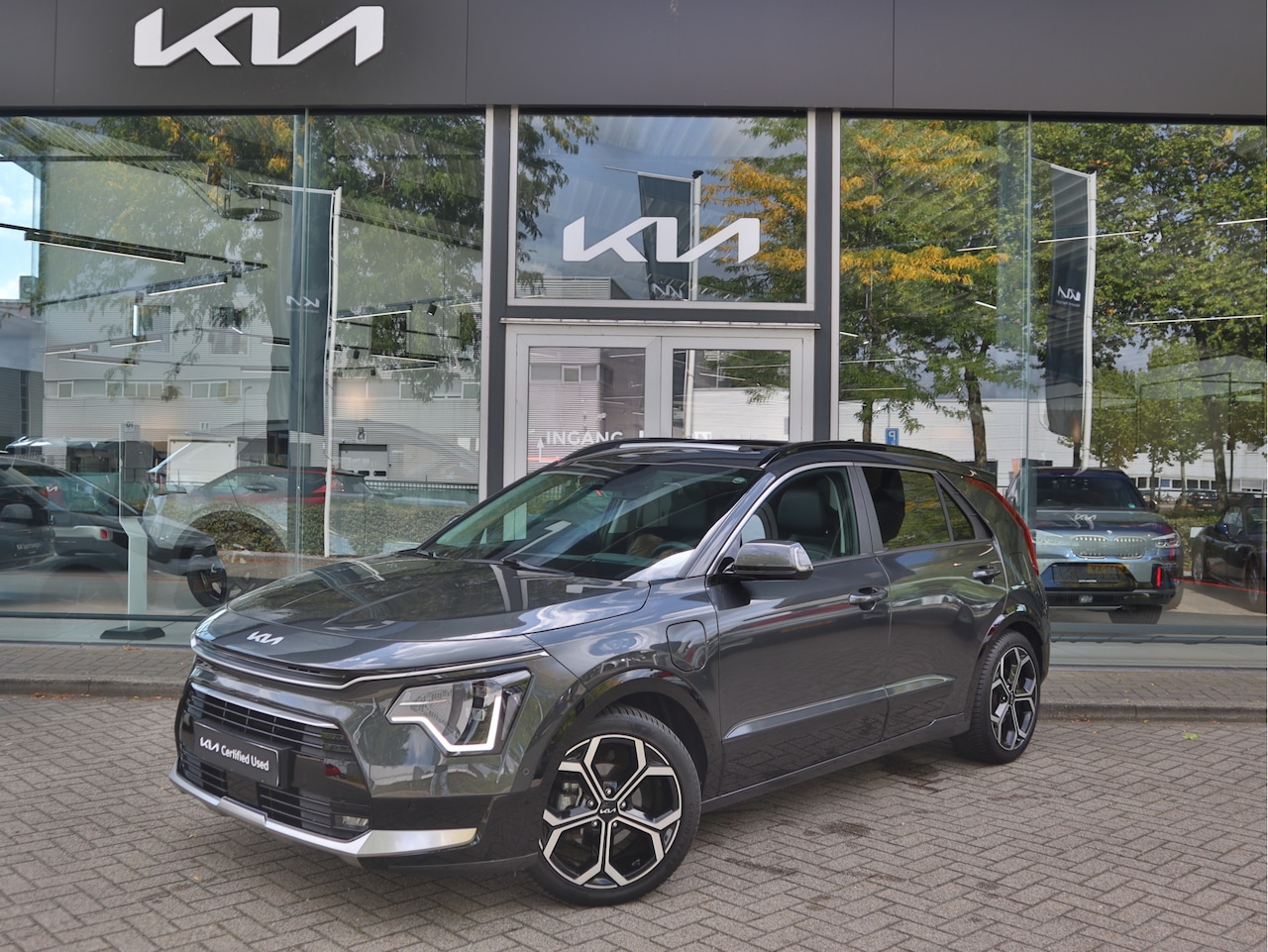 Kia Niro - 1.6 GDi PHEV Plug-In-Hybrid ExecutiveLine | Navigatie |Stoelverwarming/Ventilatie | Schuif - AutoWereld.nl
