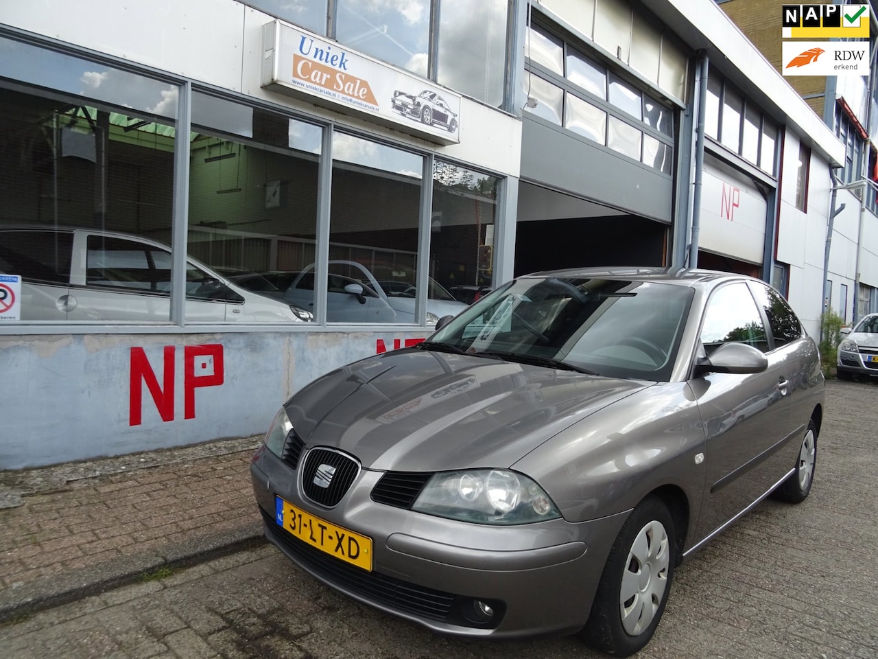 SEAT Ibiza - 1.4-16V Signo 1.4-16V Signo - AutoWereld.nl
