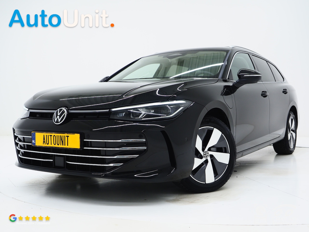 Volkswagen Passat Variant - 1.5 eHybrid Elegance 204PK | 5 Jaar Garantie | Panoramadak | Leder/Alcantara | Massage | T - AutoWereld.nl