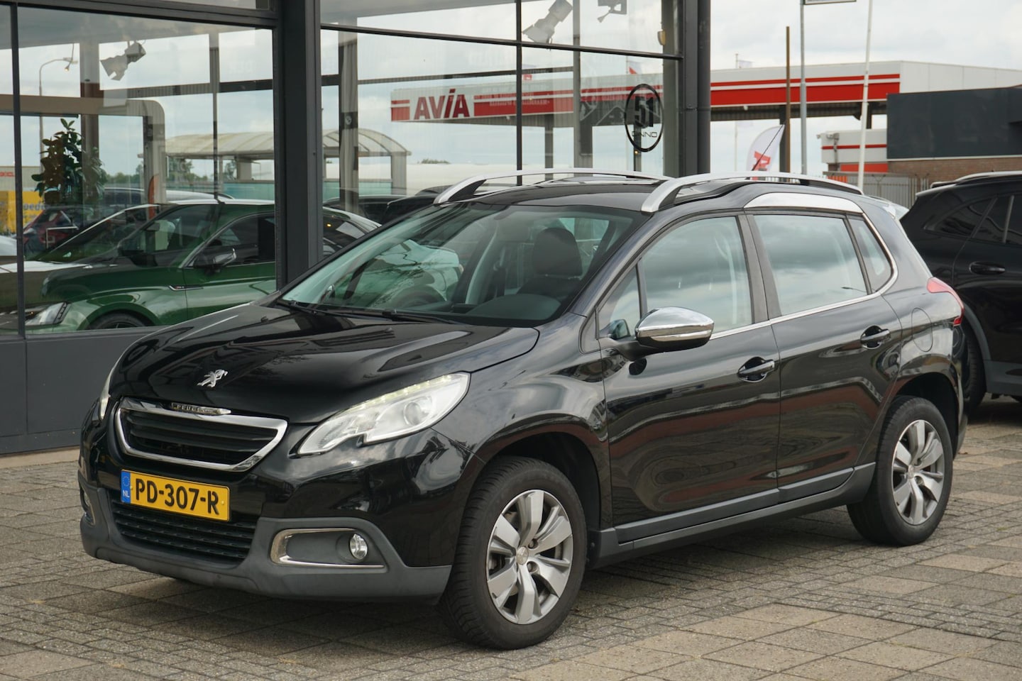 Peugeot 2008 - 1.2 PureTech Allure 1.2 PureTech Allure - AutoWereld.nl