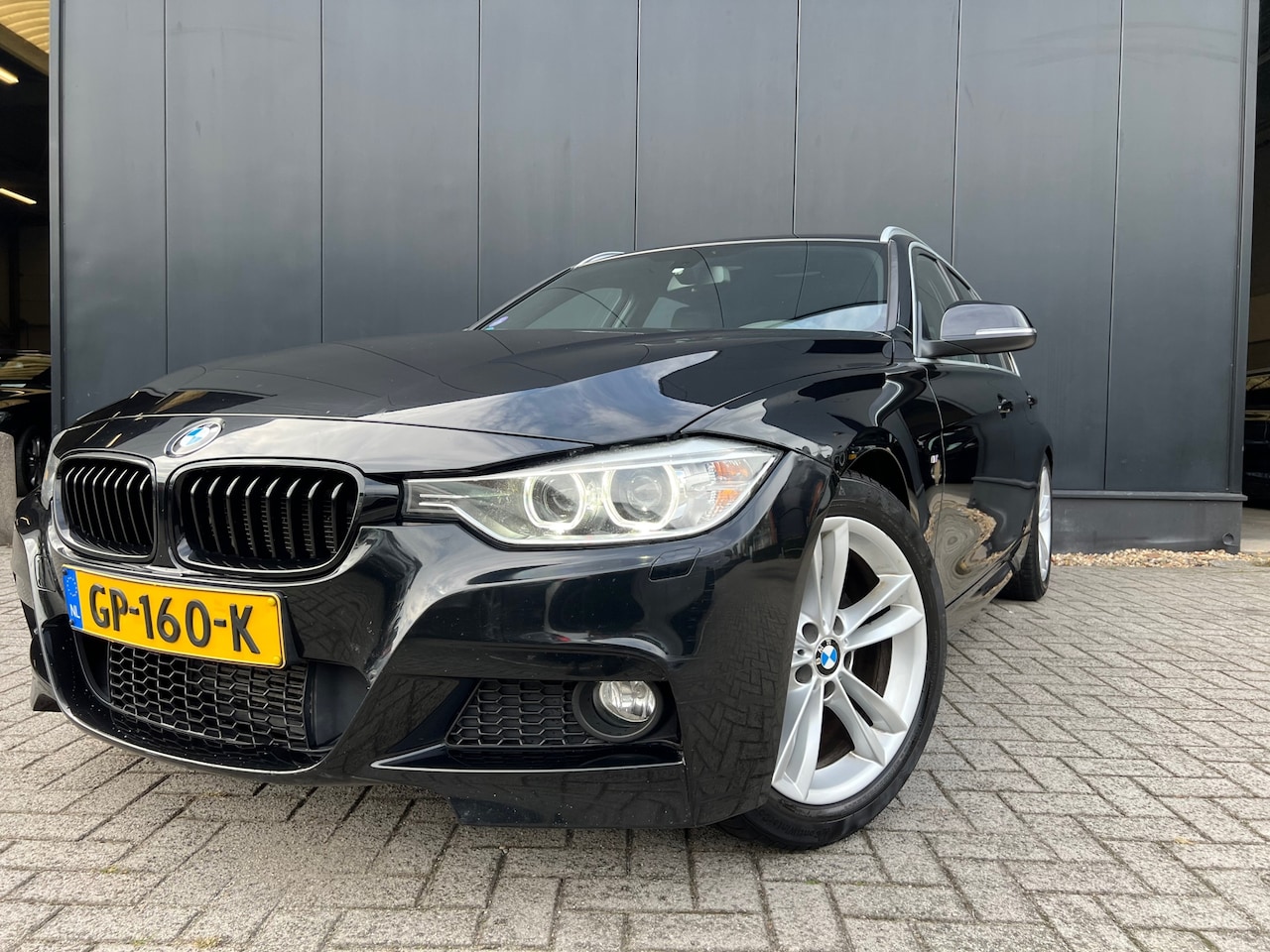 BMW 3-serie Touring - 320i M-Sport '15 Aut/Leer/Navi/OrgNl!! - AutoWereld.nl