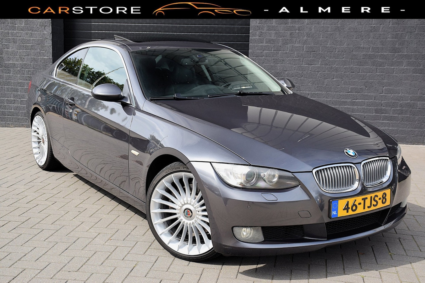 BMW 3-serie Coupé - 325i High Executive*Leder*AUT*Carplay*19Inch Alpina* - AutoWereld.nl