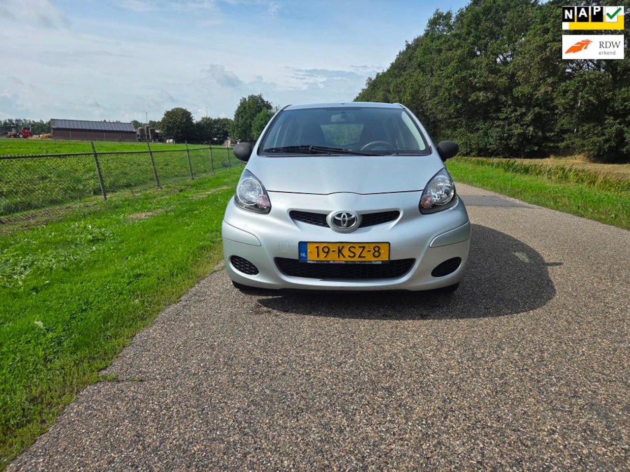 Toyota Aygo - 1.0-12V Access 1.0-12V Access - AutoWereld.nl