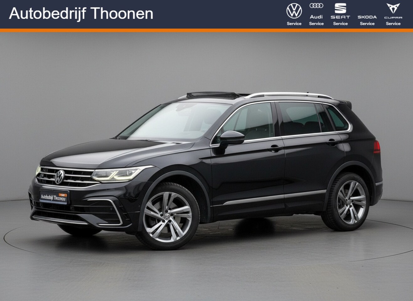 Volkswagen Tiguan - 1.4 TSI eHybrid R-Line Business+ | Leer | Pano | HUD | Keyless - AutoWereld.nl
