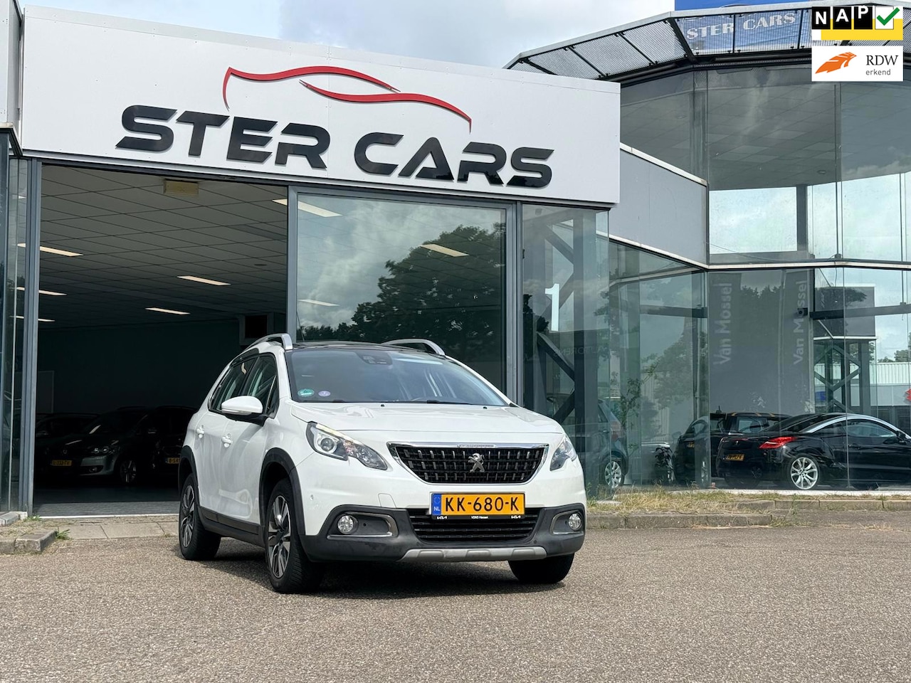 Peugeot 2008 - 1.2 PureTech Allure|Full optie|Nieuwe distributieriem| - AutoWereld.nl