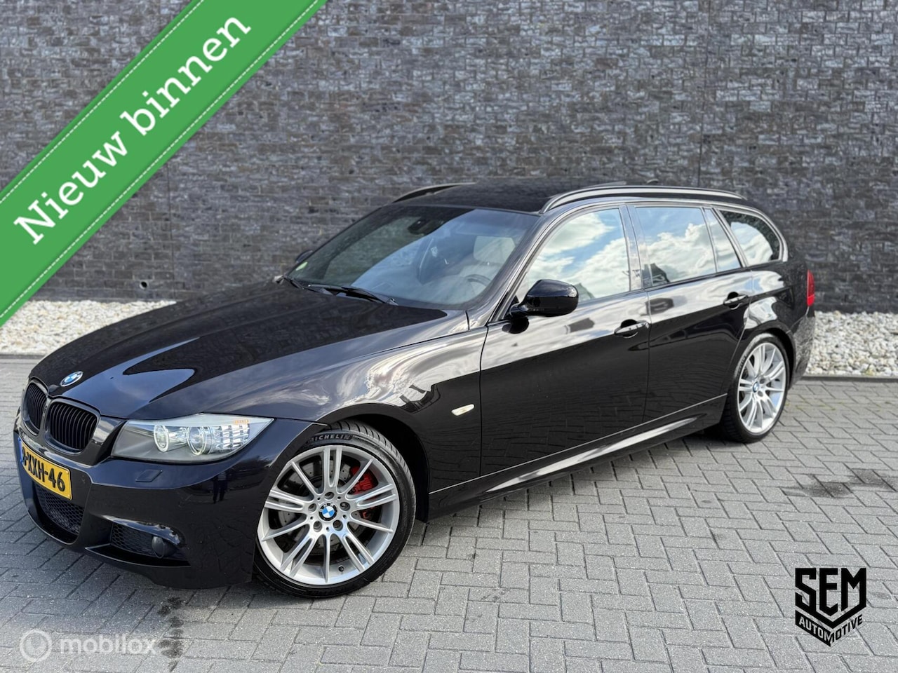 BMW 3-serie Touring - 325d Business Line M Sport 325d Business Line M Sport - AutoWereld.nl